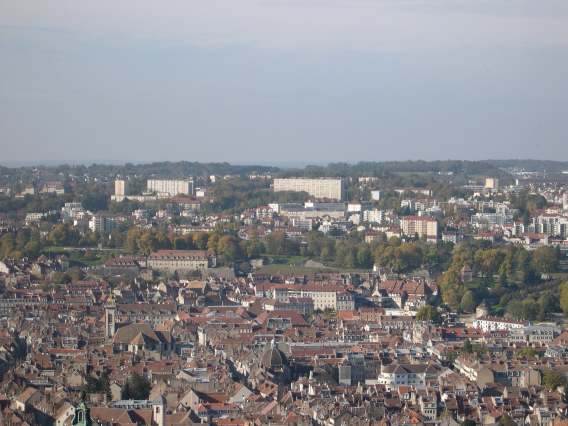  vue sur les quartiers nord (Fontaine-Ecu)